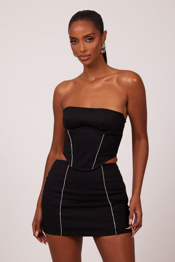 The Diamond Seam Set in Black