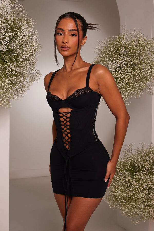 The Lace Cup Corset Set in Black