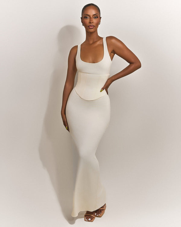The Sandra Scoop Maxi in Cream