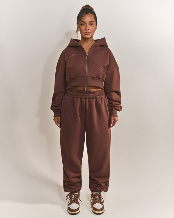 The Classics Cuffed Joggers in Brown